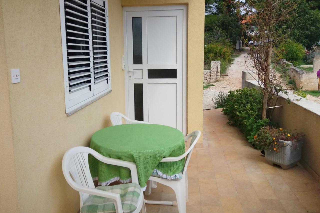 Apartments By The Sea Vinisce, Trogir - 5229 Exteriér fotografie