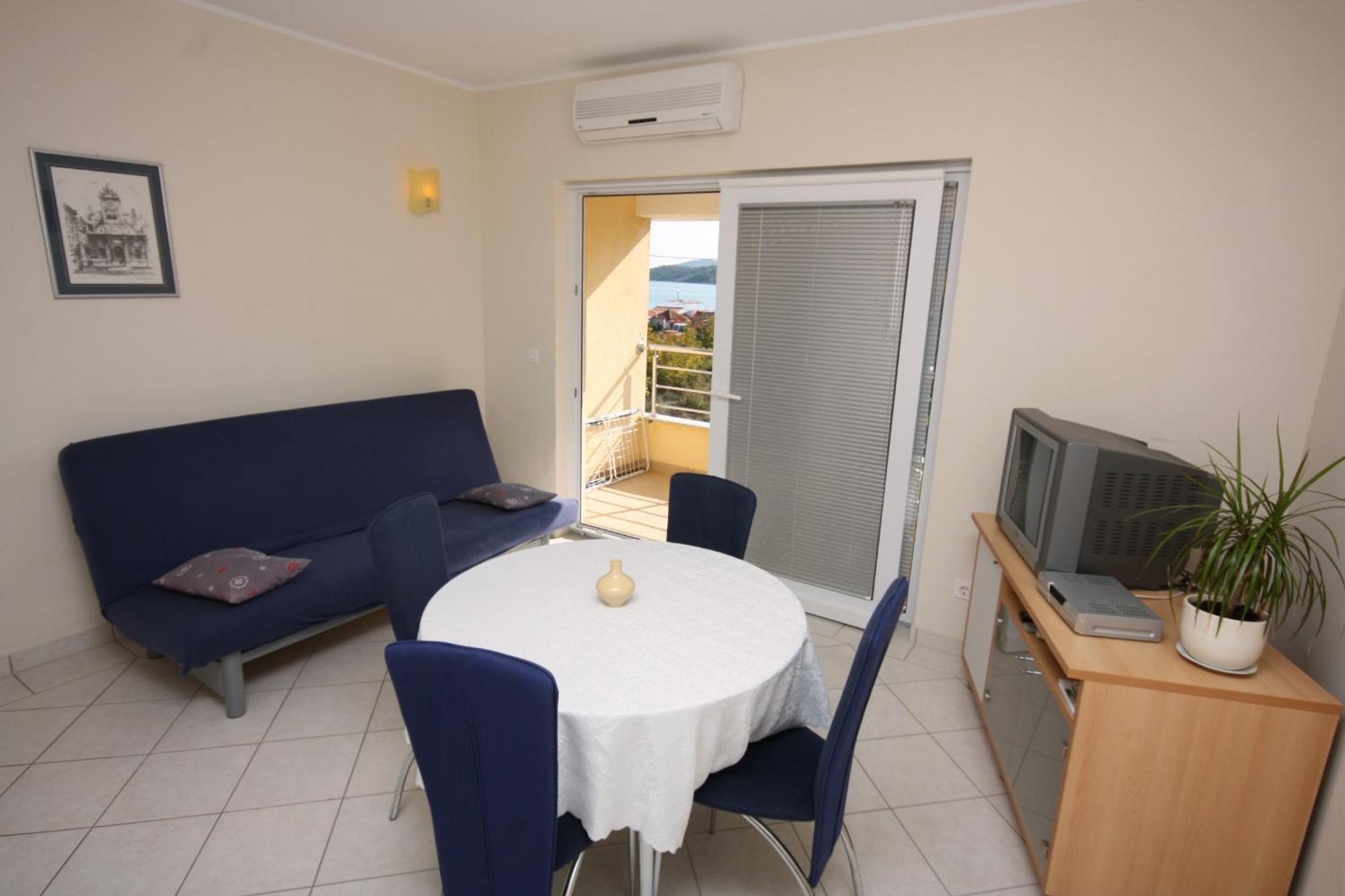 Apartments By The Sea Vinisce, Trogir - 5229 Pokoj fotografie
