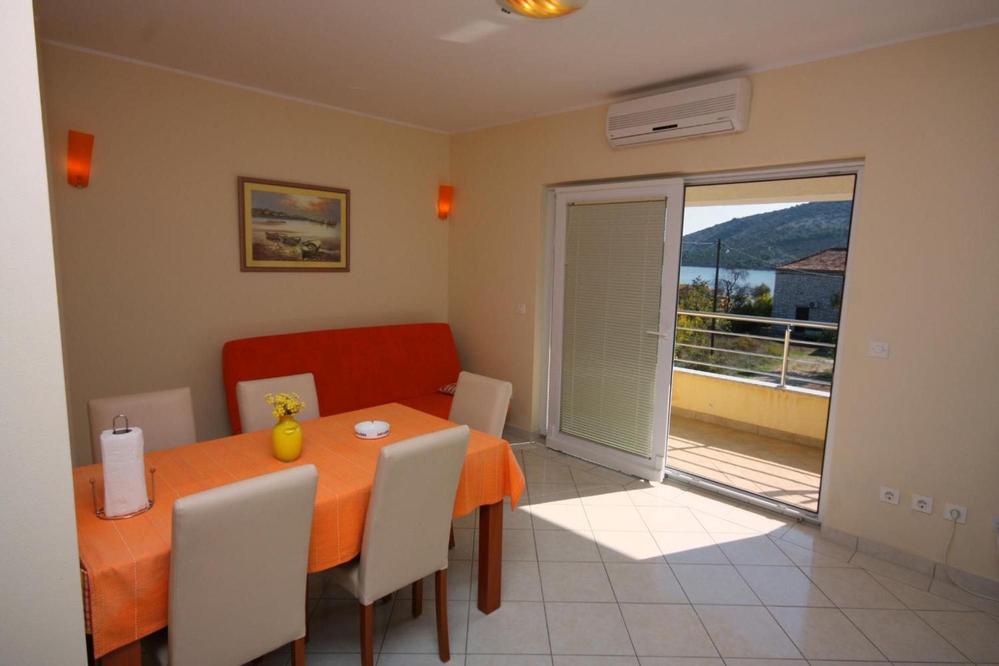 Apartments By The Sea Vinisce, Trogir - 5229 Pokoj fotografie